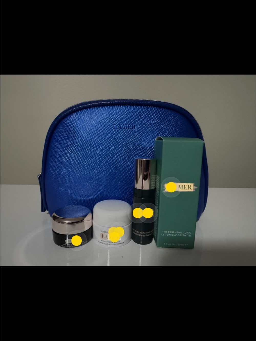 La Mer Skincare Collection with Vibrant Blue Pouch